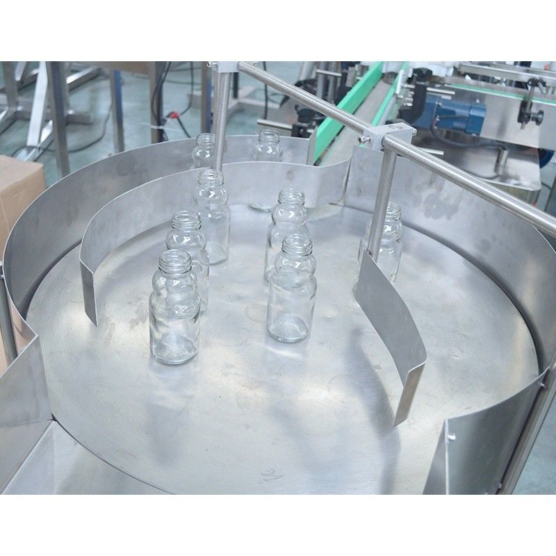 Fabricación flexible de un alimentador giratorio de botellas de alta velocidad con componentes del núcleo del motor