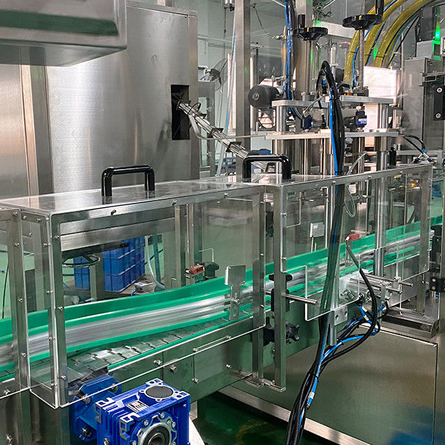 2023 Esterilización de leche fresca Línea de llenado y tapado de pistones de cuatro cabezas para su operación