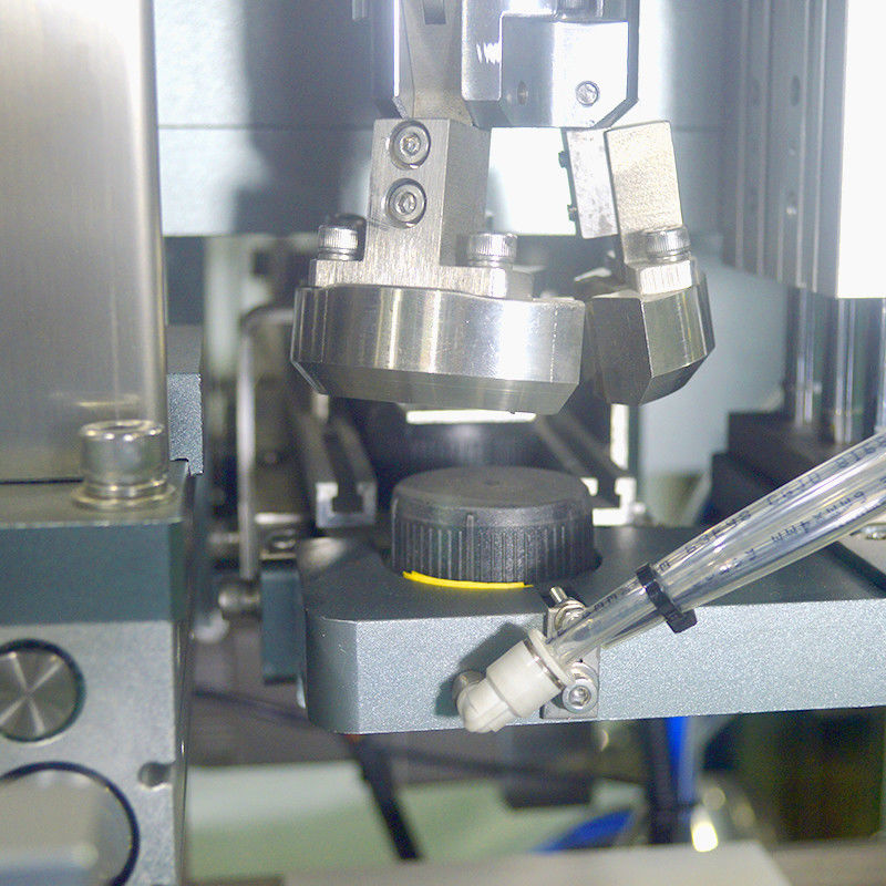 23000*2500*2600mm Impresora de etiquetas y máquina de pegatinas para sellar la tapa de las botellas de aceite de motor