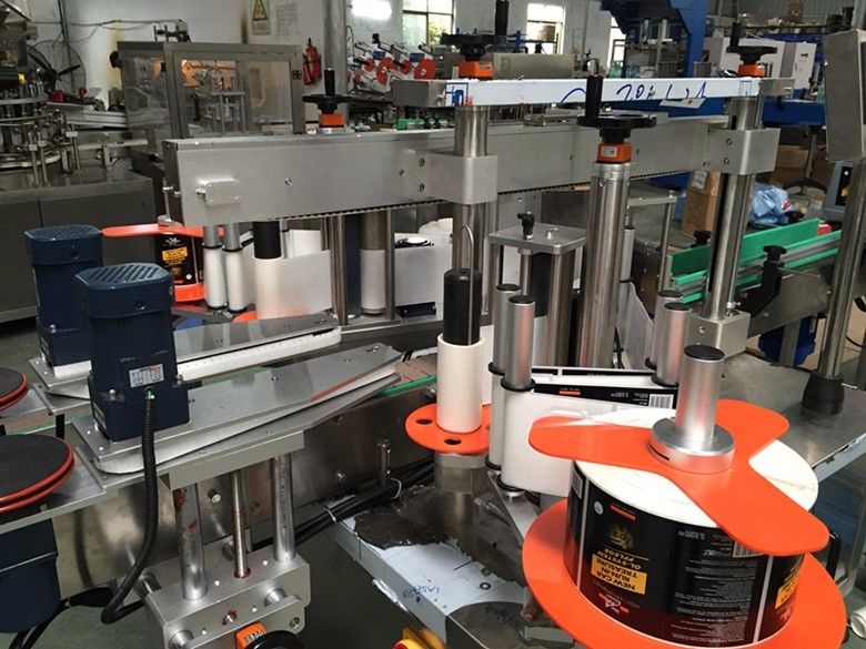 Máquina de etiquetado de dos lados de alta velocidad para botellas planas/de forma especial/cuadradas/redondas