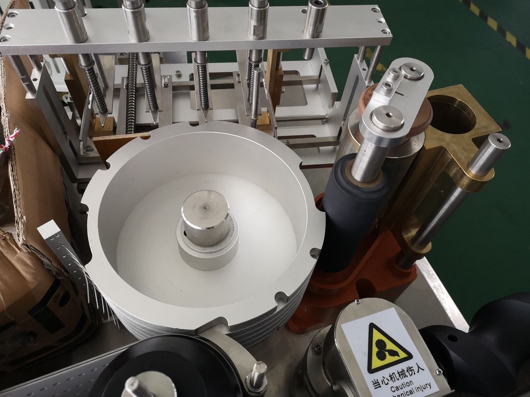 Máquina de etiquetado de pegamento de fusión en caliente para botellas en embalaje y producción de restaurantes