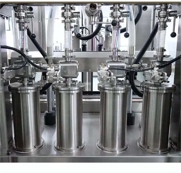 Máquina de llenado de pistón servo de alta precisión 1.5KW/AC220V 50/60HZ para aceite lubricante