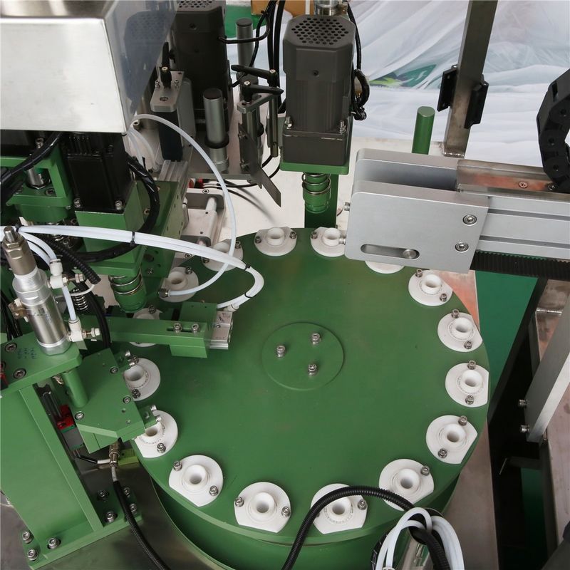 Embalaje de alimentos hecho fácil Servicio de PLC para la máquina automática de relleno de tapas y etiquetado