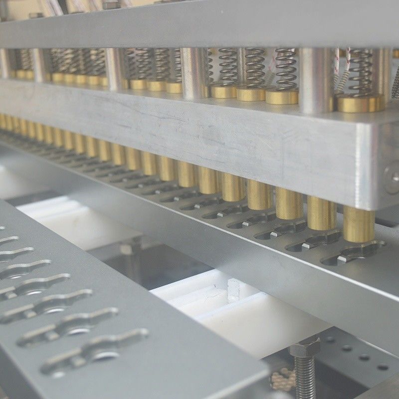 Máquina de llenado de frascos de vial controlada por PLC para tubos de ensayo y recipientes de muestras de plástico