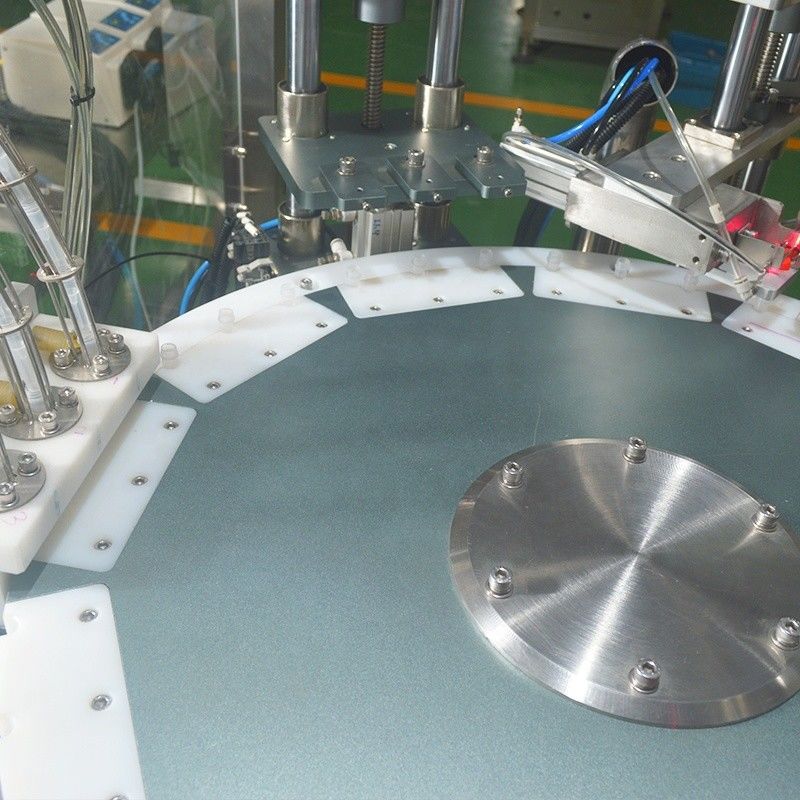 Máquina de etiquetado de tapón de llenado de líquido de tubo de reactivo tipo Chuck con capacidad de 800 KG