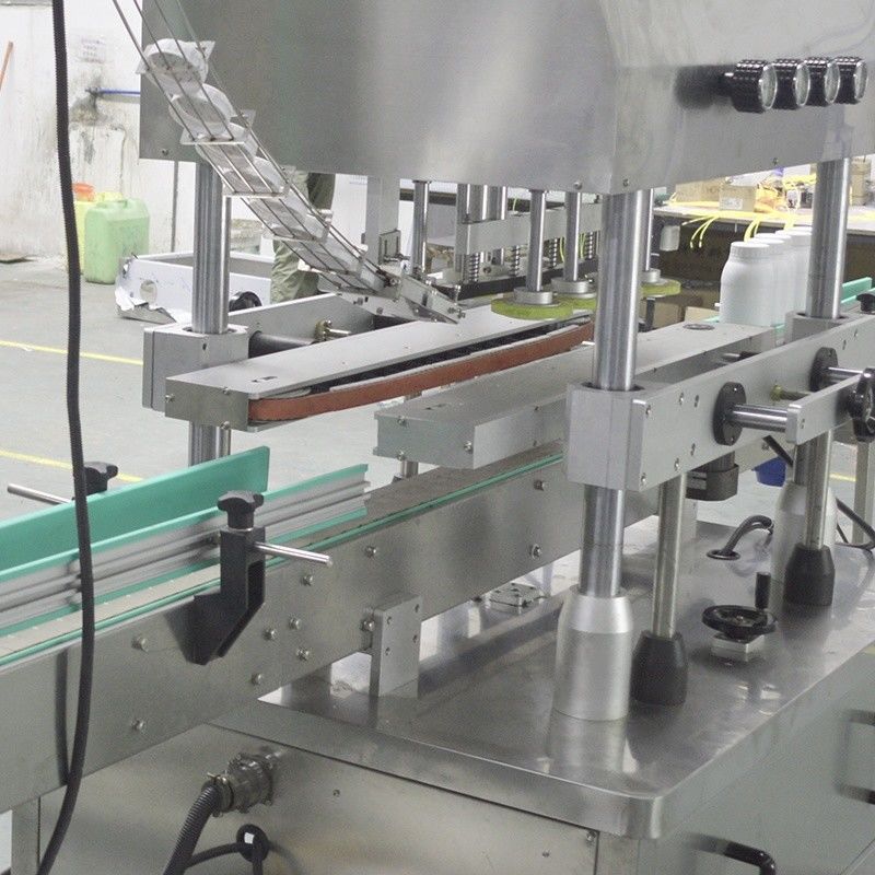 Máquina de tapón de botellas de sellador de neumáticos neumáticos con rotación de ruedas de 8 pares y clasificador