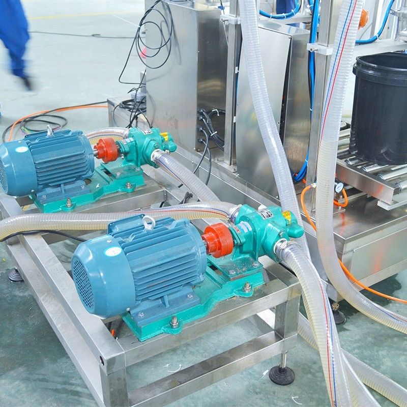 2 cabezas Máquina de llenado semiautomática de pesaje para líquido/aceite/lubricante/químico 5-50L